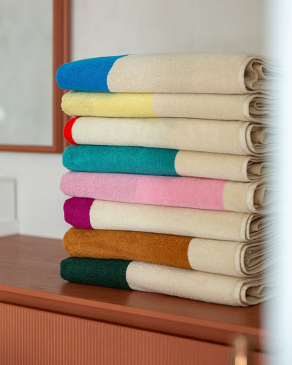 Bath Towel Red Turquoise