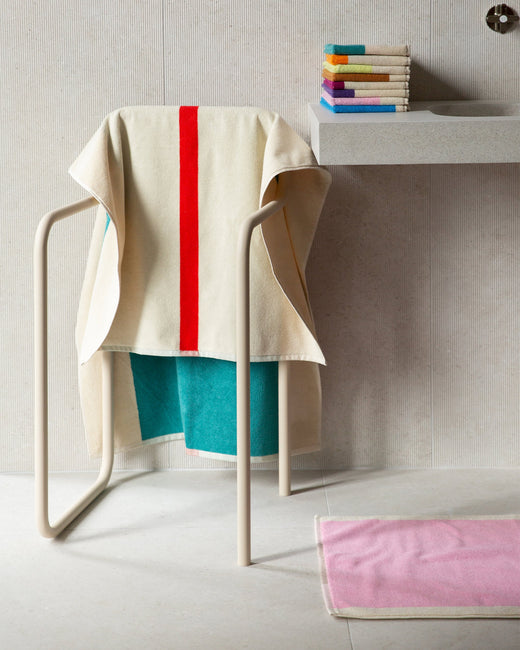 Bath Towel Red Turquoise