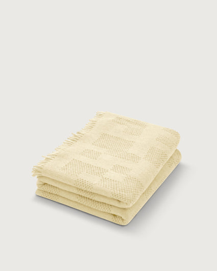 Bedspread Mesh Buttercream